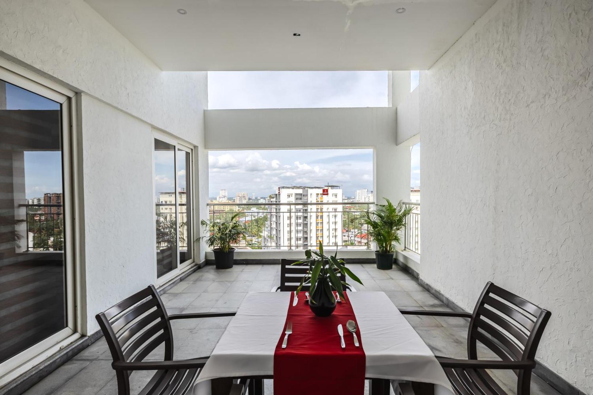 Hotel Olive Downtown Kochi Exterior foto