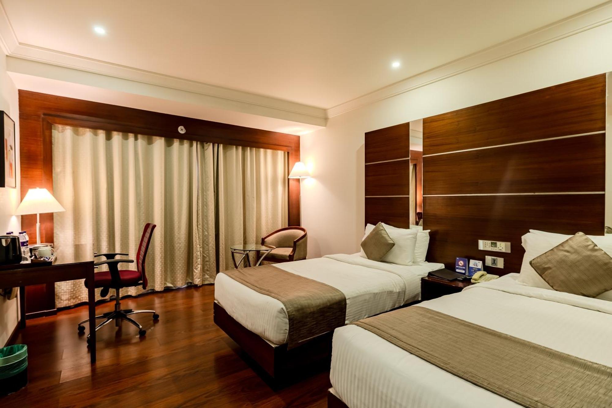 Hotel Olive Downtown Kochi Exterior foto