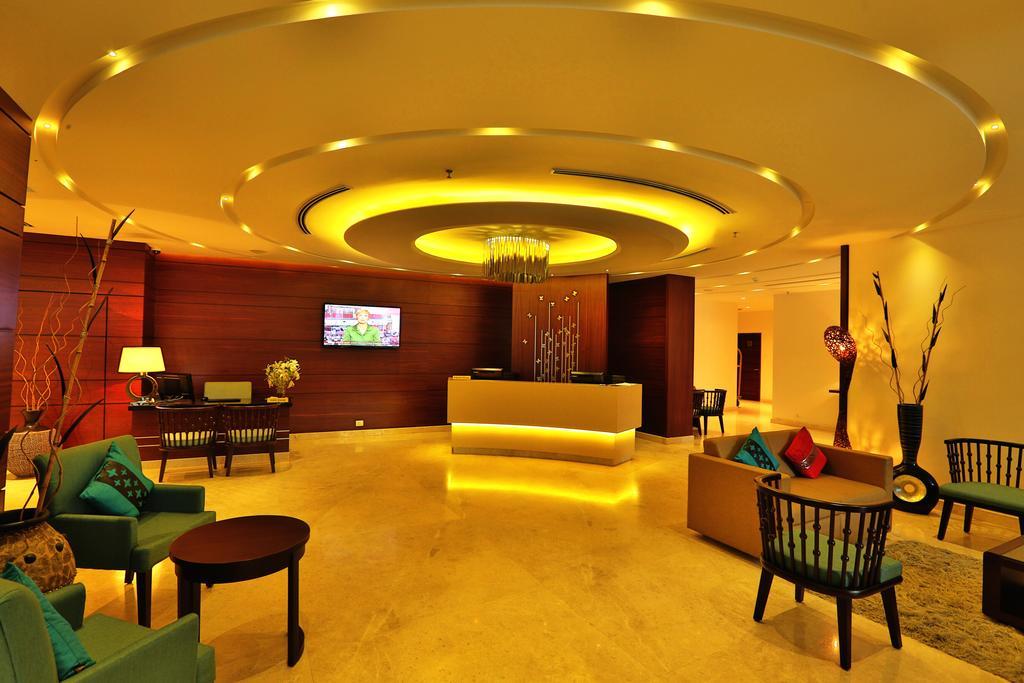 Hotel Olive Downtown Kochi Exterior foto